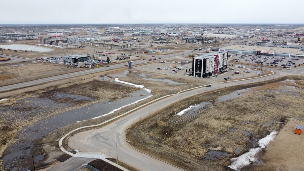 10502 117 St, Grande Prairie, AB à vendre - Photo de l’immeuble – Image 2 sur 4