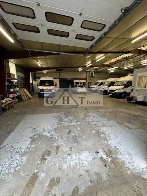 Bureau dans Santeny à louer Photo intérieure– Image 1 sur 6