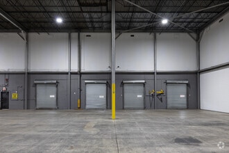 95 Mayhill St, Saddle Brook, NJ à louer Photo intérieure– Image 2 sur 14