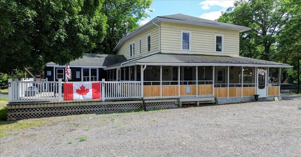 5605 Hwy 620, Coe Hill, ON à vendre - Photo de l’immeuble – Image 2 sur 44