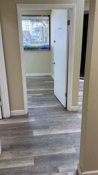 290 SW 12th Ave, Pompano Beach, FL à louer - Vidéo sur l’annonce professionnelle – Image 2 sur 7