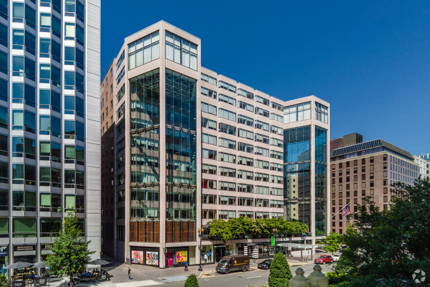 1050 Connecticut Ave NW, Washington, DC à louer - Photo de l’immeuble – Image 3 sur 4