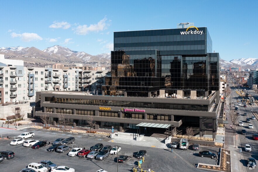 175 E 400 S, Salt Lake City, UT à louer - Photo de l’immeuble – Image 1 sur 4