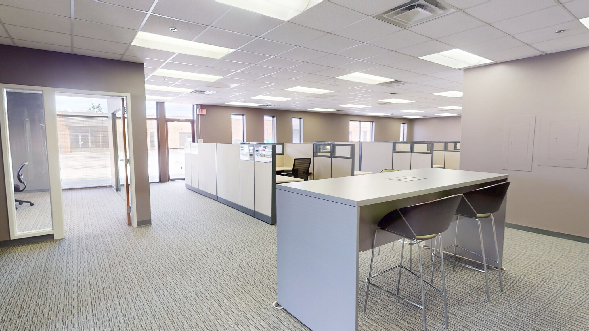 1500-1595 Eisenhower Pl, Ann Arbor, MI à louer Photo intérieure– Image 1 sur 5