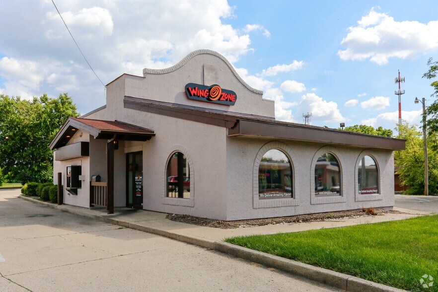 654 E Dixie Dr, Dayton, OH à louer - Photo principale – Image 1 sur 5