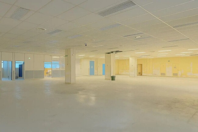 Plus de détails pour Industriel/Logistique à louer