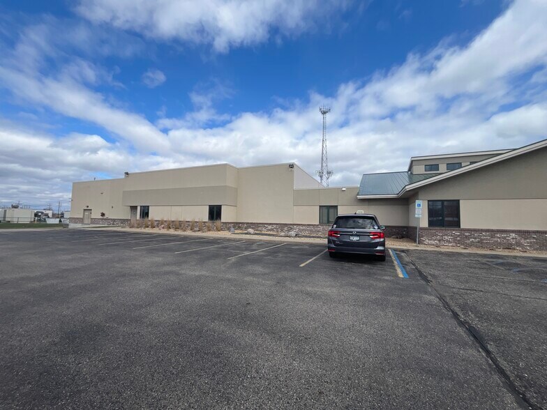 342 42nd St S, Fargo, ND à vendre - Photo de l’immeuble – Image 2 sur 17