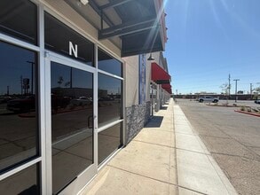4747 Hondo Pass Dr, El Paso, TX à louer Photo intérieure– Image 2 sur 6