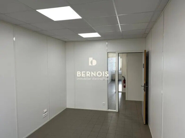 Bureau dans Toulon à louer - Photo intérieure – Image 3 sur 8