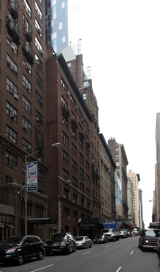 Plus de détails pour 150 W 58th St, New York, NY - Bureau/Médical à louer