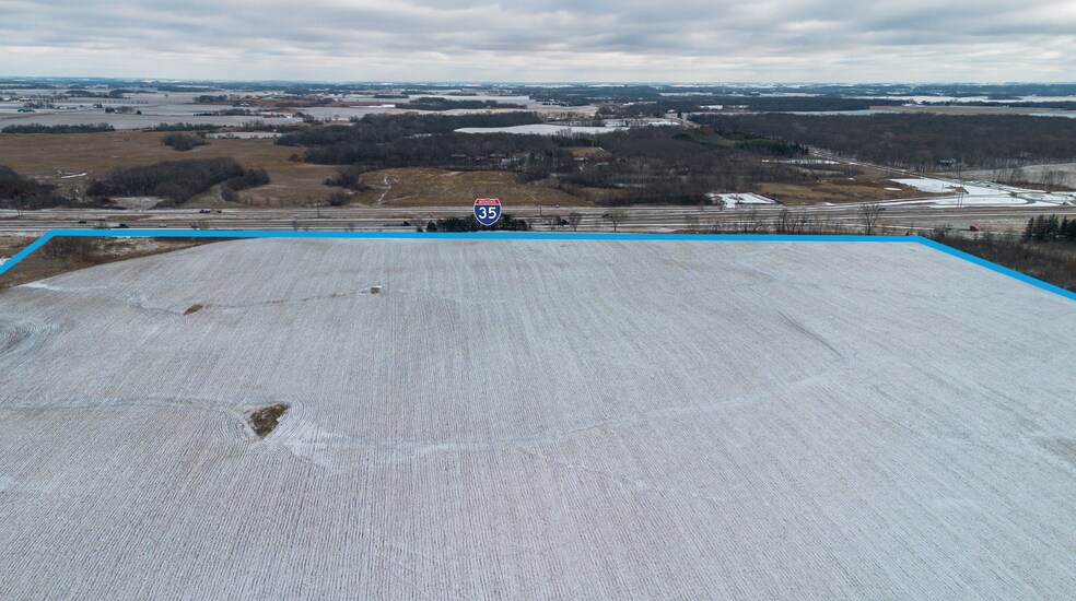 NW Interstate 35, Northfield, MN à vendre - Photo de l’immeuble – Image 3 sur 5