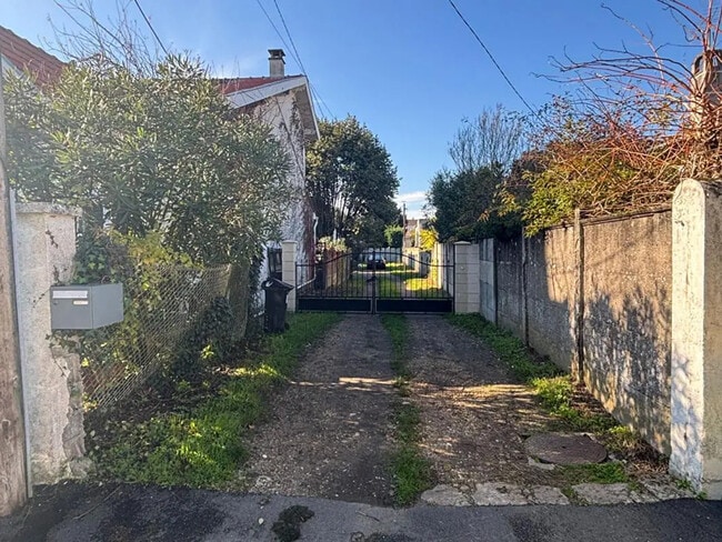 Plus de détails pour Terrain à vendre