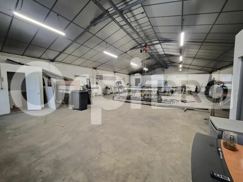 Local d’activités dans Muizon à louer - Photo intérieure – Image 3 sur 7