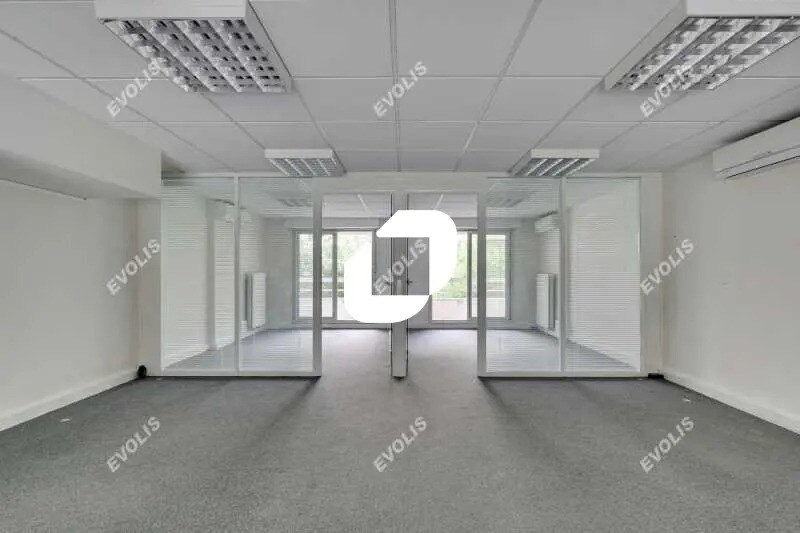 Local commercial dans Paris à vendre - Photo de l’immeuble – Image 2 sur 13