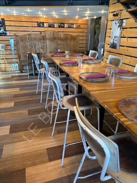 Local commercial dans Grenoble à vendre - Photo intérieure – Image 3 sur 4