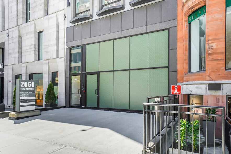 2060-2062 Rue de la Montagne, Montréal, QC à louer - Photo de l’immeuble – Image 2 sur 2