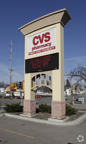 1063 4th St, Beloit, WI à louer - Photo de l’immeuble – Image 3 sur 4