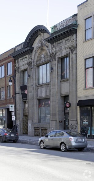 4465-4467 Boul Saint-Laurent, Montréal, QC à louer - Photo de l’immeuble – Image 2 sur 2