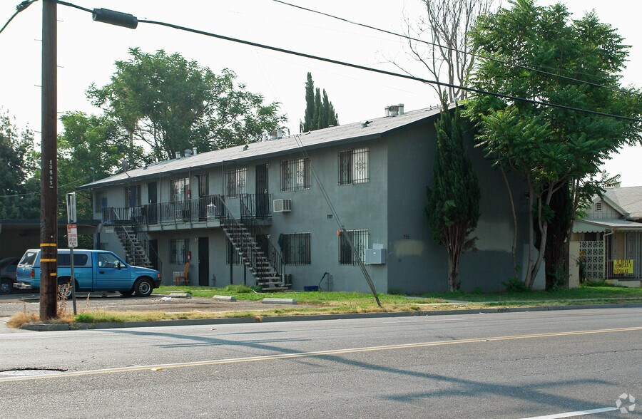 446 N Maple Ave, Fresno, CA à vendre - Photo principale – Image 2 sur 3