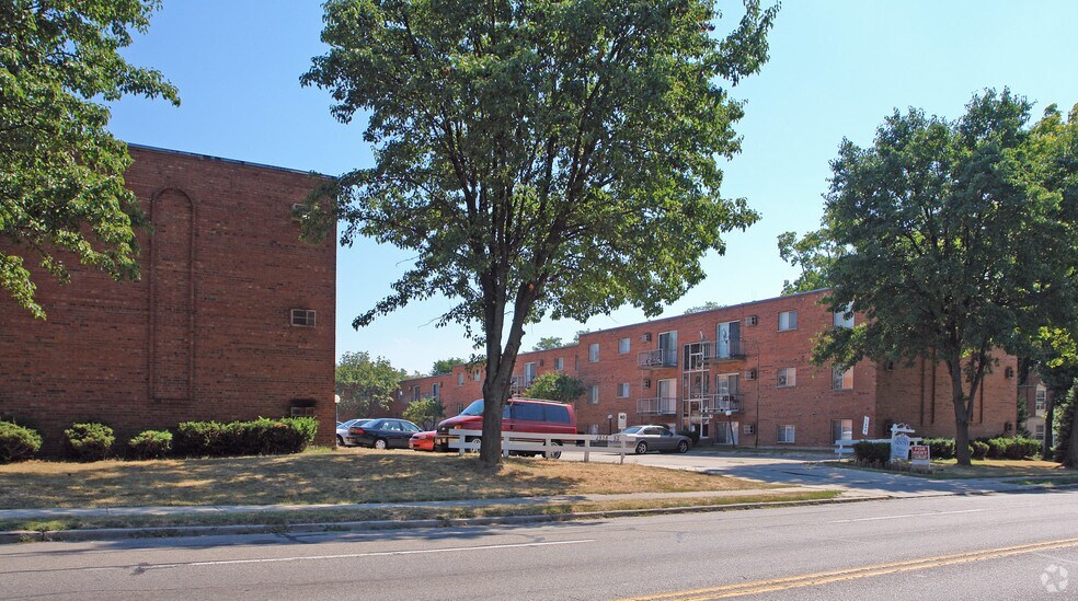 2846 Harrison Ave, Cincinnati, OH à vendre - Photo de l’immeuble – Image 3 sur 3