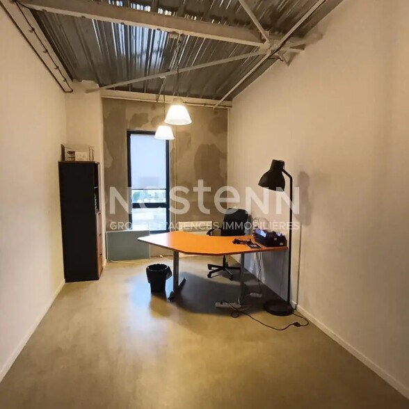 Bureau dans Vannes à vendre - Photo de l’immeuble – Image 2 sur 4