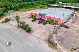 Plus de détails pour 816 S 17th St, West Columbia, TX - Local commercial à vendre