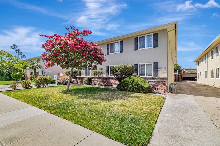 1379 Reeve St, Santa Clara, CA à vendre - Photo de l’immeuble – Image 3 sur 23
