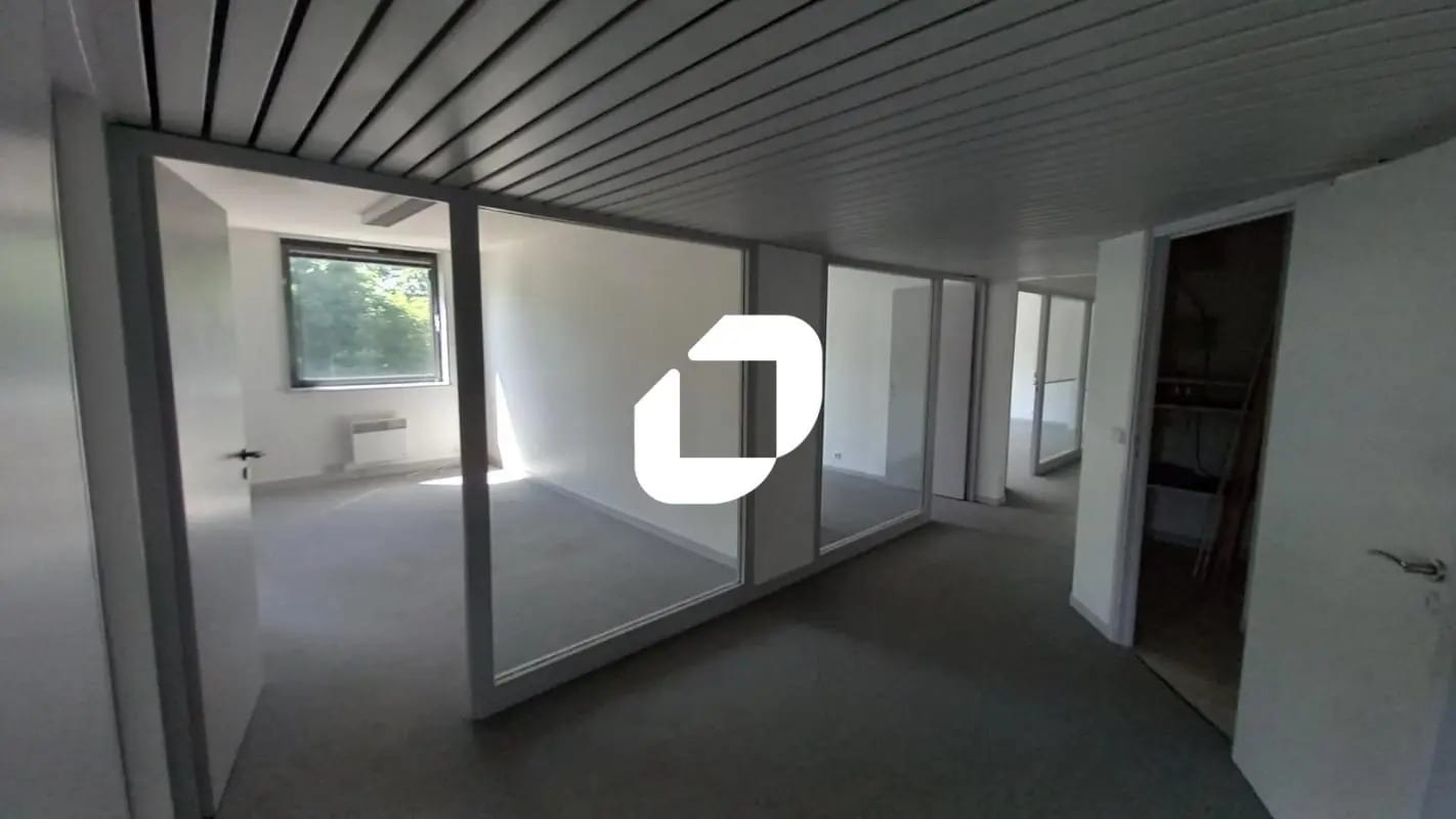 Bureau dans VILLENEUVE-D'ASCQ à louer Photo intérieure– Image 1 sur 9