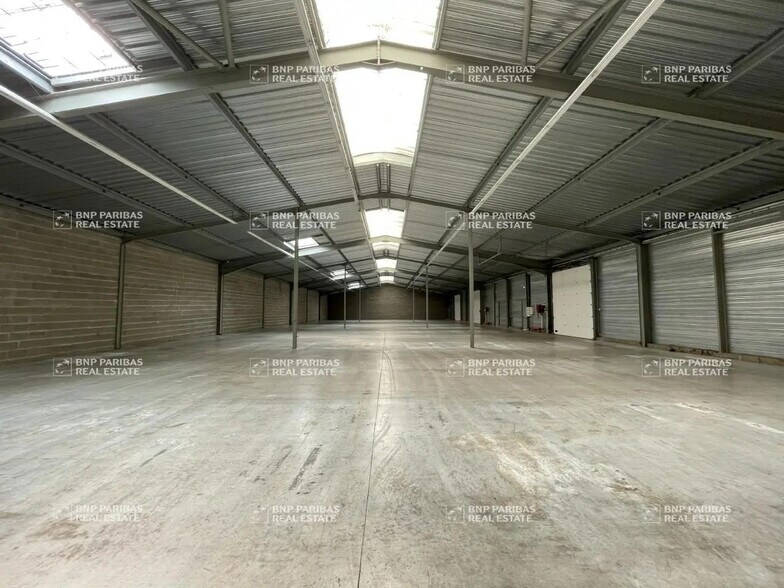 Local d'activités dans NOTRE-DAME-D'OE à vendre - Photo intérieure – Image 3 sur 5