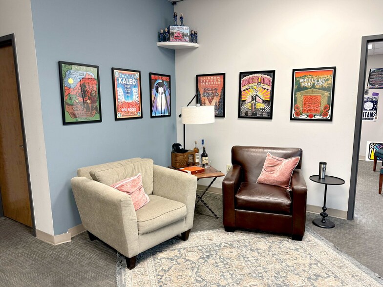 305 Arlington Ave, Nashville, TN à louer - Photo de l’immeuble – Image 2 sur 4