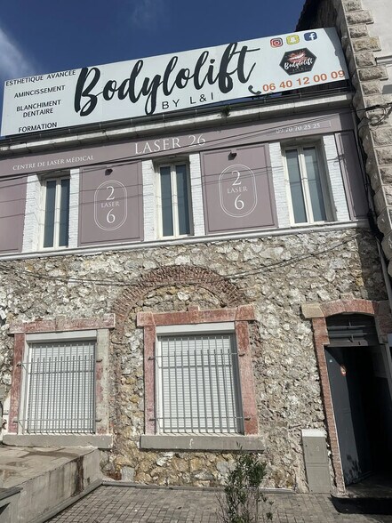 207 Route Des 3 Lucs, Marseille à louer - Photo de l’immeuble – Image 1 sur 9