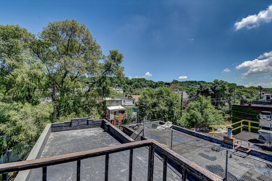 4919 Penn Ave, Pittsburgh, PA à vendre - Photo de l’immeuble – Image 3 sur 15