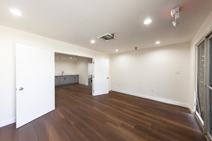 7200-7240 Adams St & Texaco Ave, Paramount, CA à vendre - Photo de l’immeuble – Image 3 sur 34