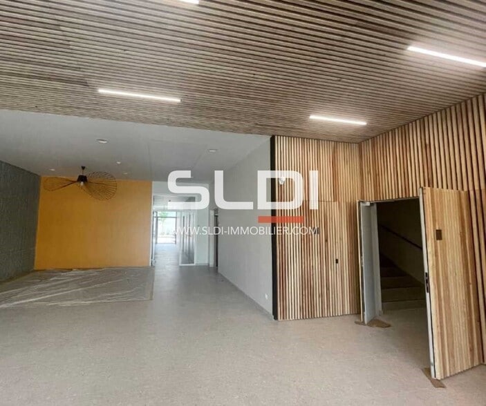 70 A Cours Tolstoï, Villeurbanne à vendre - Photo intérieure – Image 2 sur 9