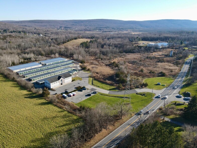 1108 Kings Hwy, Chester, NY à louer - Photo de l’immeuble – Image 3 sur 10