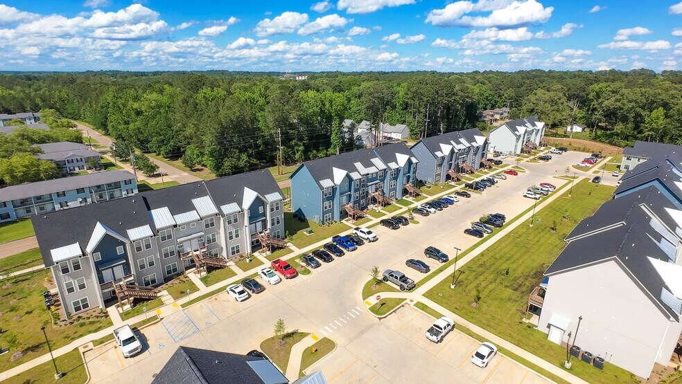 2501 W Barnett Springs Ave, Ruston, LA à vendre - Photo principale – Image 1 sur 5
