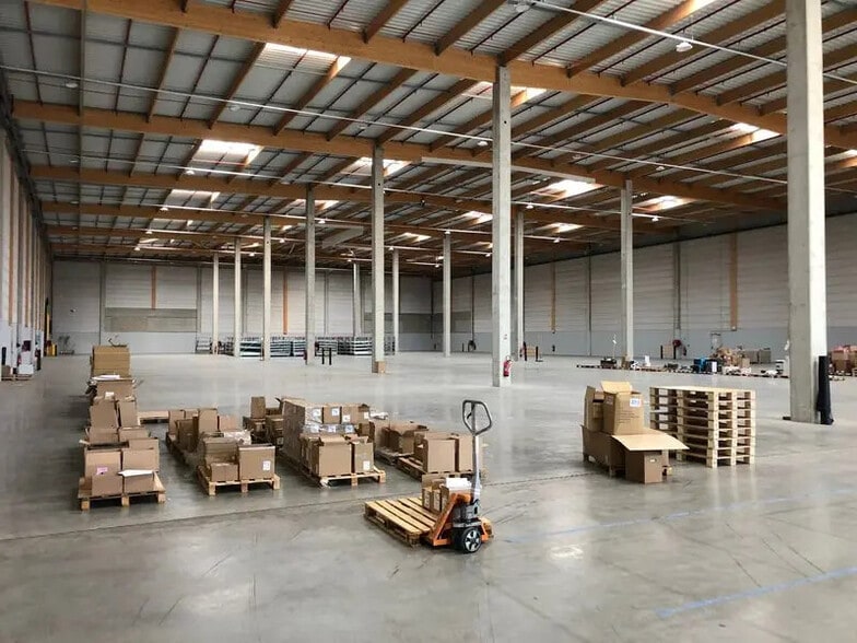 Industriel/Logistique dans Marly-la-Ville à louer - Photo intérieure – Image 3 sur 7