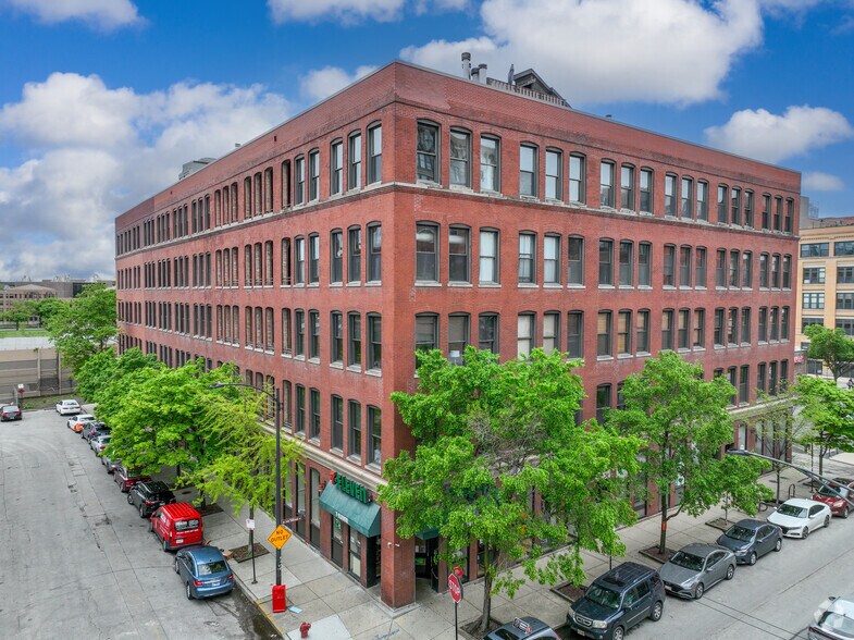 845 W Van Buren St, Chicago, IL à louer - Photo de l’immeuble – Image 1 sur 5