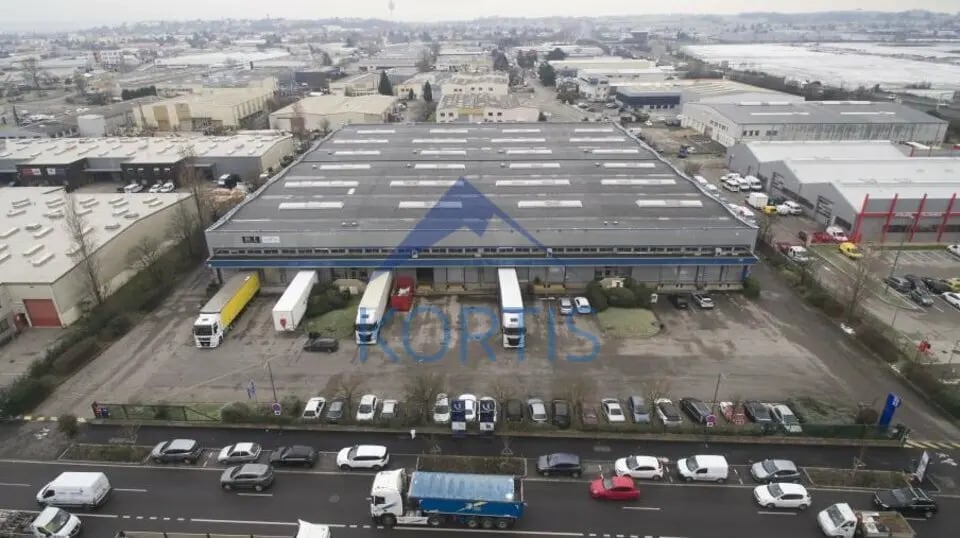 Local d’activités dans Chassieu à louer - Aérien – Image 1 sur 5