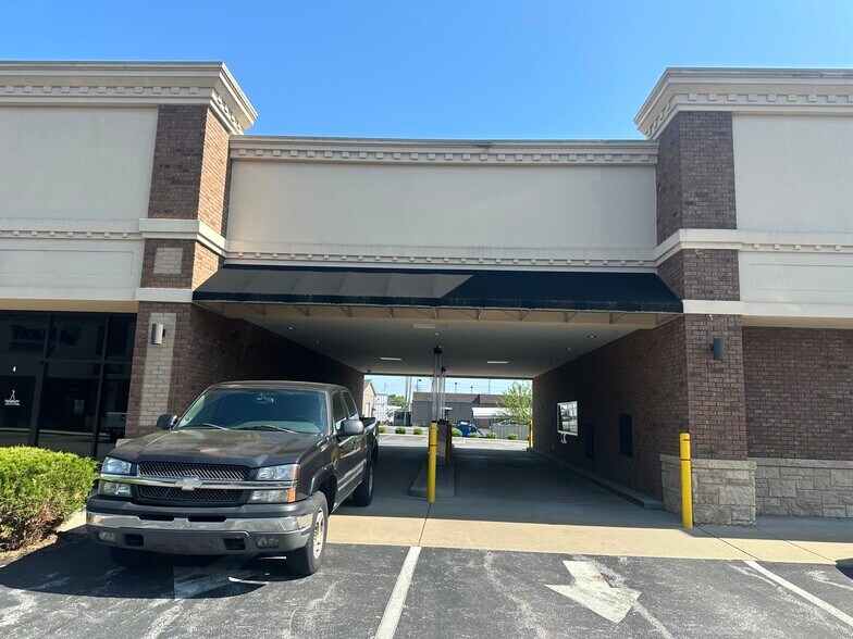 651 US 31W Byp, Bowling Green, KY à louer - Photo principale – Image 1 sur 4