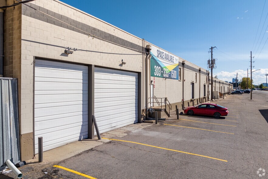 4590 Jason St, Denver, CO à louer - Photo de l’immeuble – Image 3 sur 25