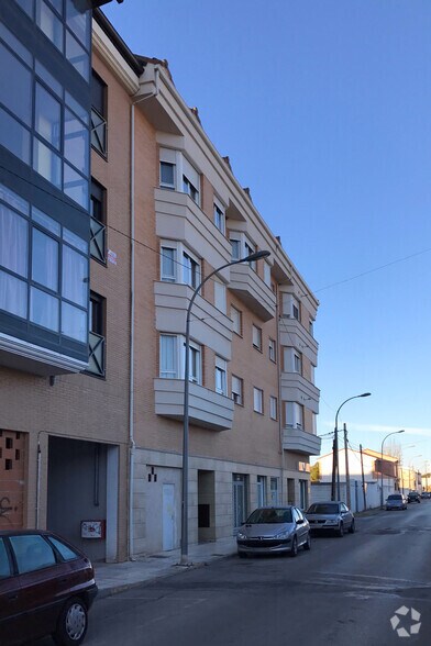 Calle de los Novios, 23, Tarancón, Cuenca à louer - Photo de l’immeuble – Image 2 sur 2