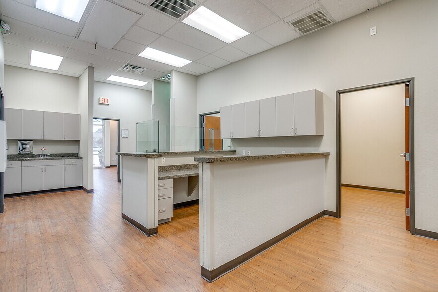 12461 Timberland Blvd, Fort Worth, TX à louer - Photo de l’immeuble – Image 2 sur 8