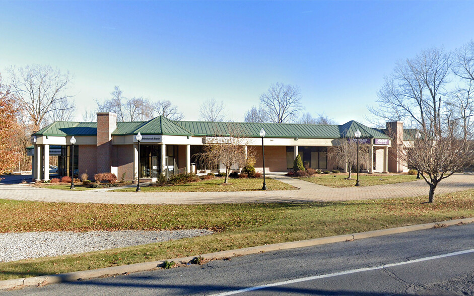 360 State Route 17M, Monroe, NY à louer - Photo principale – Image 1 sur 2