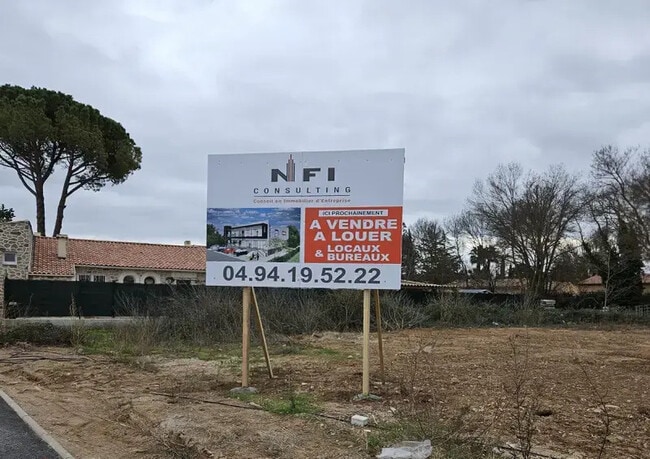 Plus de détails pour 4006 Route Nationale 7, Vidauban - Local commercial à vendre