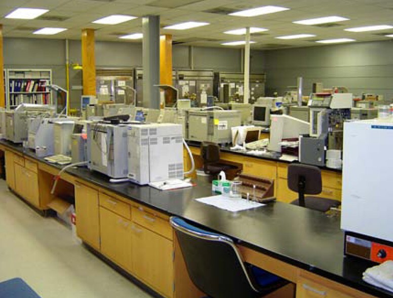 900 Gemini St, Houston, TX à louer - Photo intérieure – Image 3 sur 13