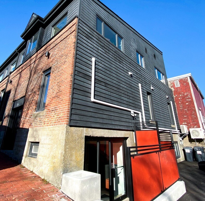12 Wentworth St, Dartmouth, NS à louer Photo de l’immeuble– Image 1 sur 3