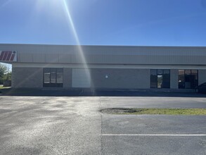 4240-4252 Bandy Blvd, Fort Pierce, FL à louer Photo intérieure– Image 1 sur 4