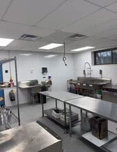 49-R High St, Woburn, MA à louer - Vidéo sur l’annonce professionnelle 