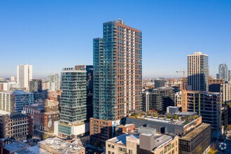 637-643 N Wells St, Chicago, IL - Vue aérienne  vue de carte